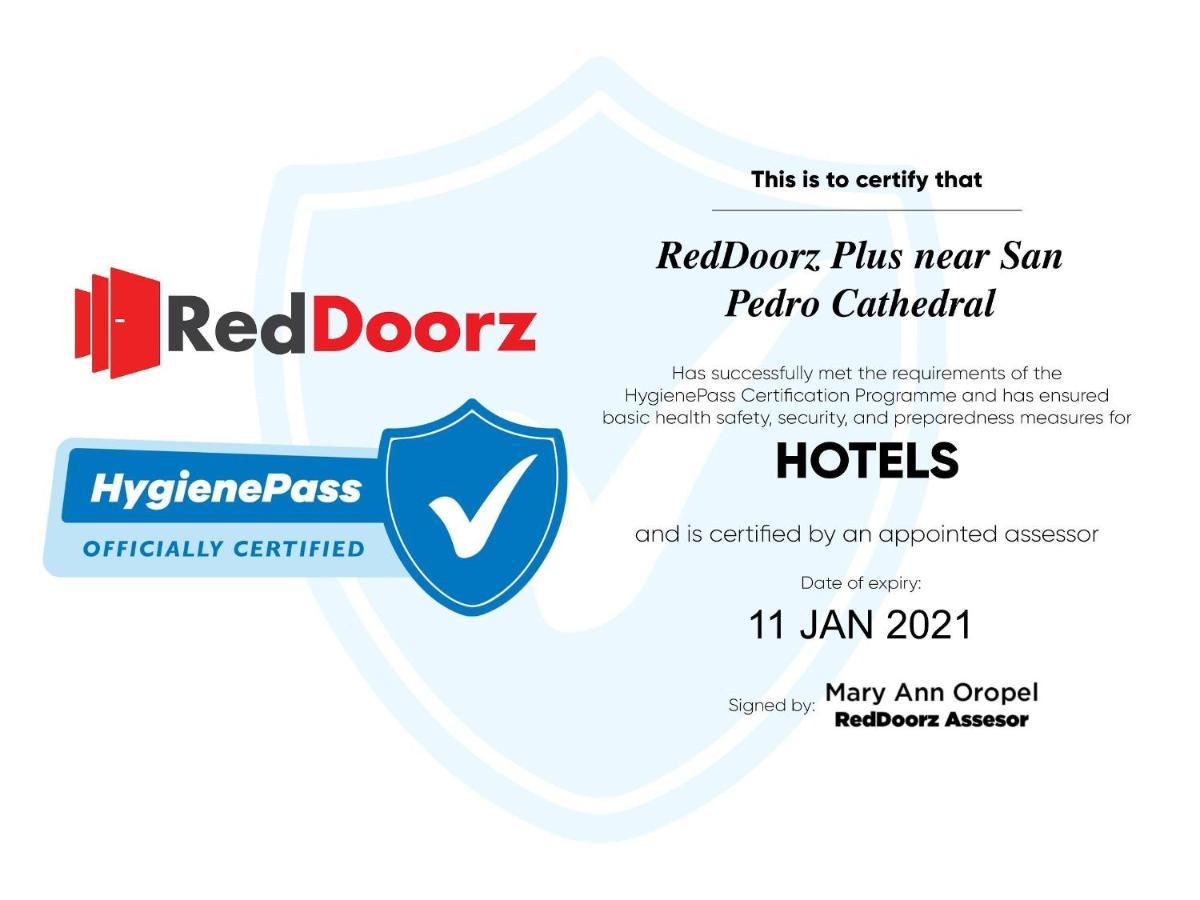 Reddoorz Plus Near San Pedro Cathedral Davao Exterior photo