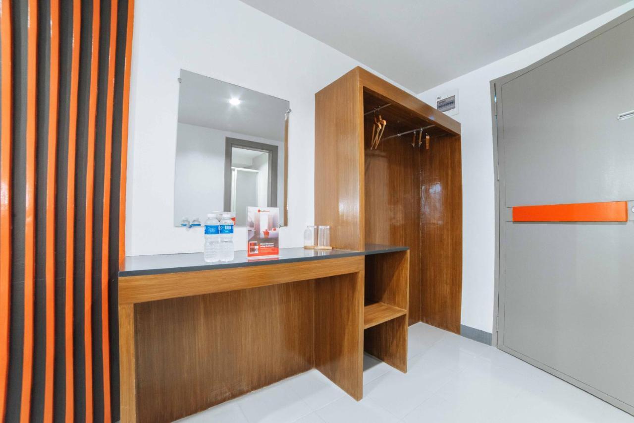 Reddoorz Plus Near San Pedro Cathedral Davao Exterior photo