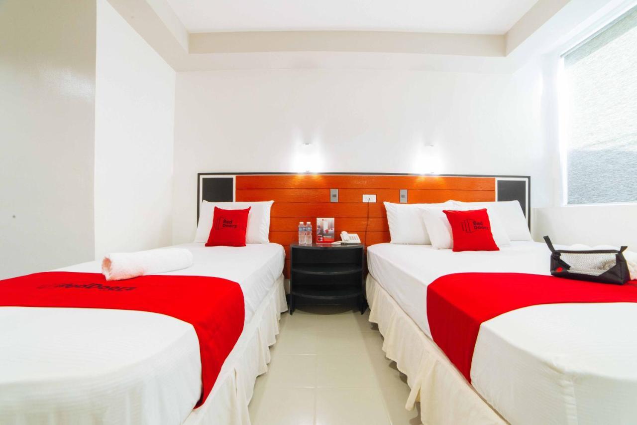 Reddoorz Plus Near San Pedro Cathedral Davao Exterior photo